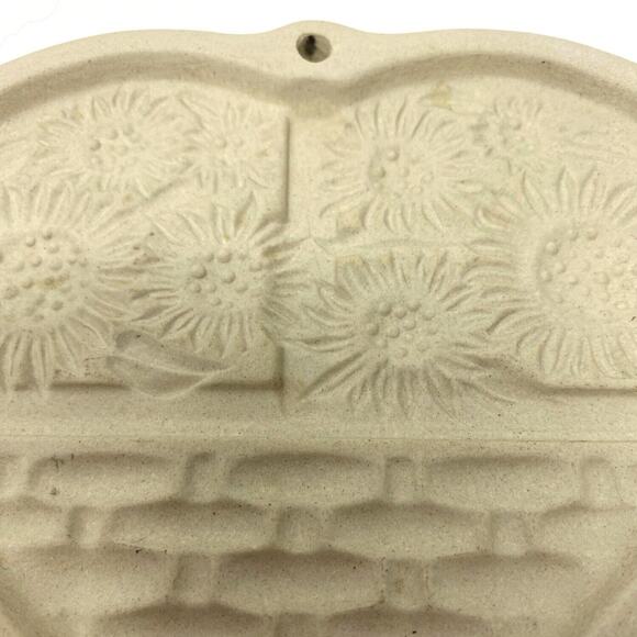 Vintage The Pampered Chef SUNFLOWER BASKET Cookie Mold 1994 - Picture 3 of 4
